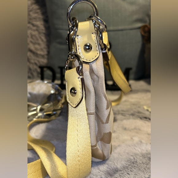 Coach Signature Yellow Stripe Canvas Leather Strap Handbag F19218 - Picture 3 of 14